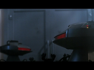 killer robots / chopping mall (1986)
